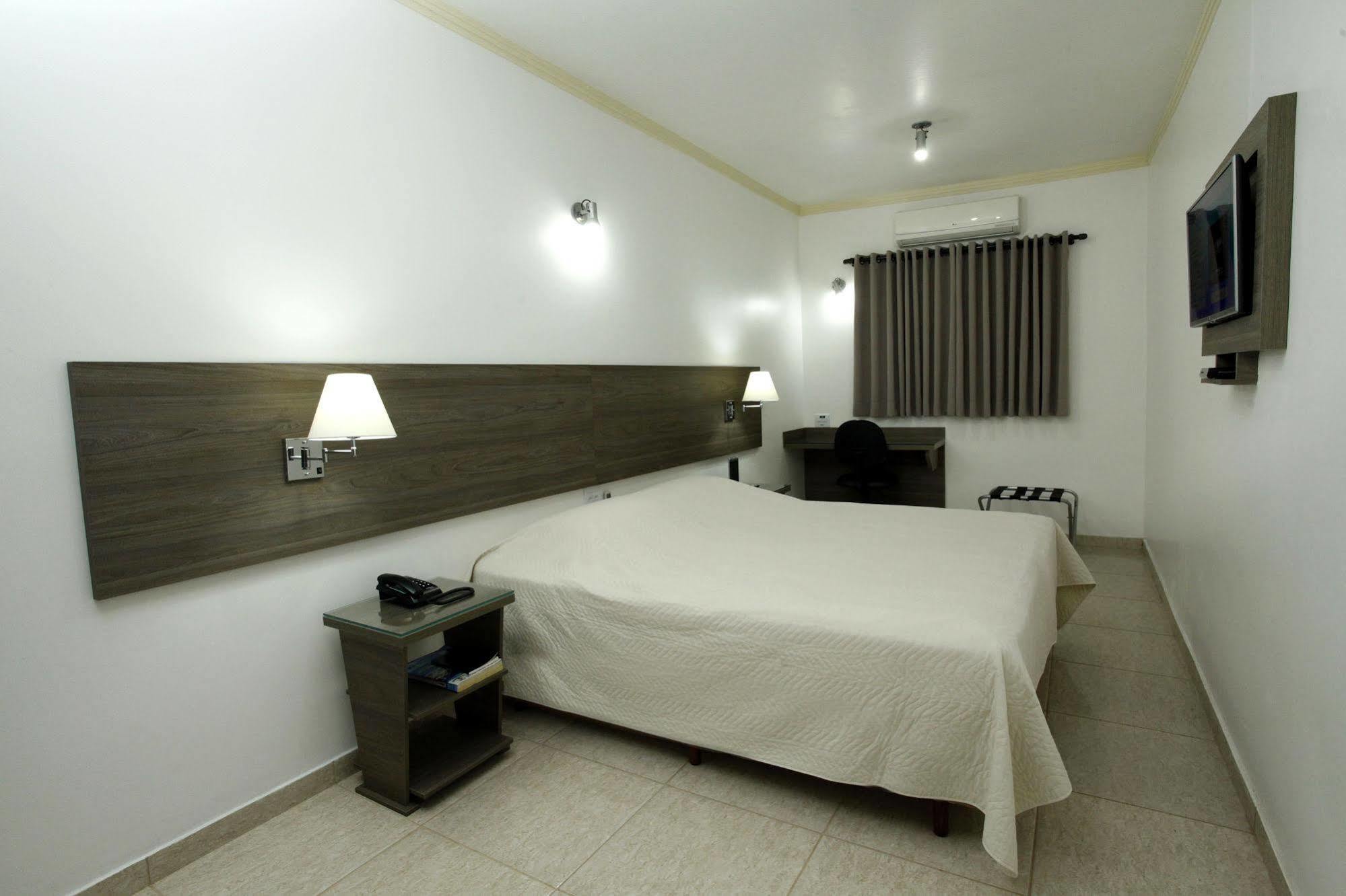 Indaia Hotel São Carlos Εξωτερικό φωτογραφία