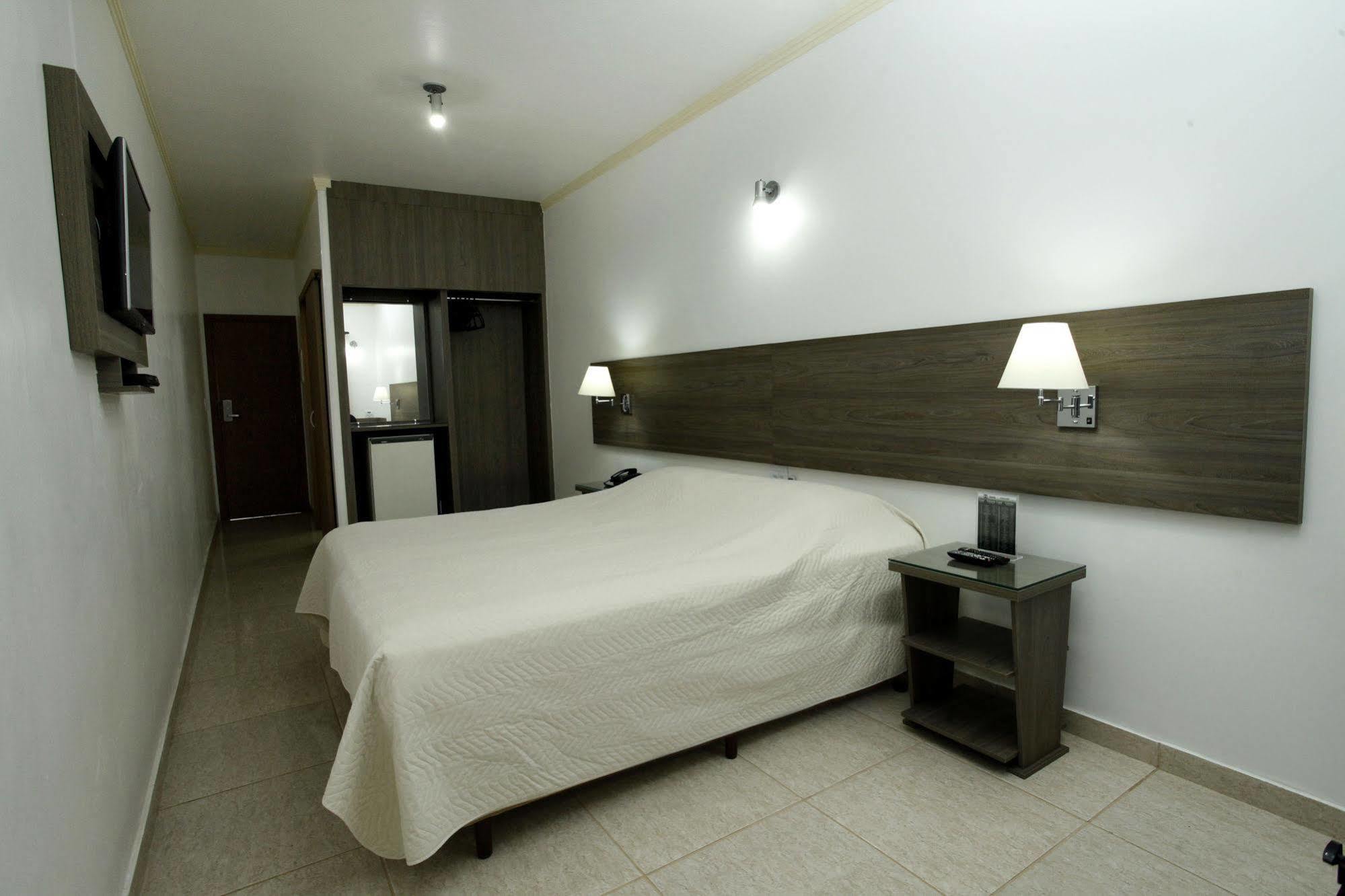 Indaia Hotel São Carlos Εξωτερικό φωτογραφία